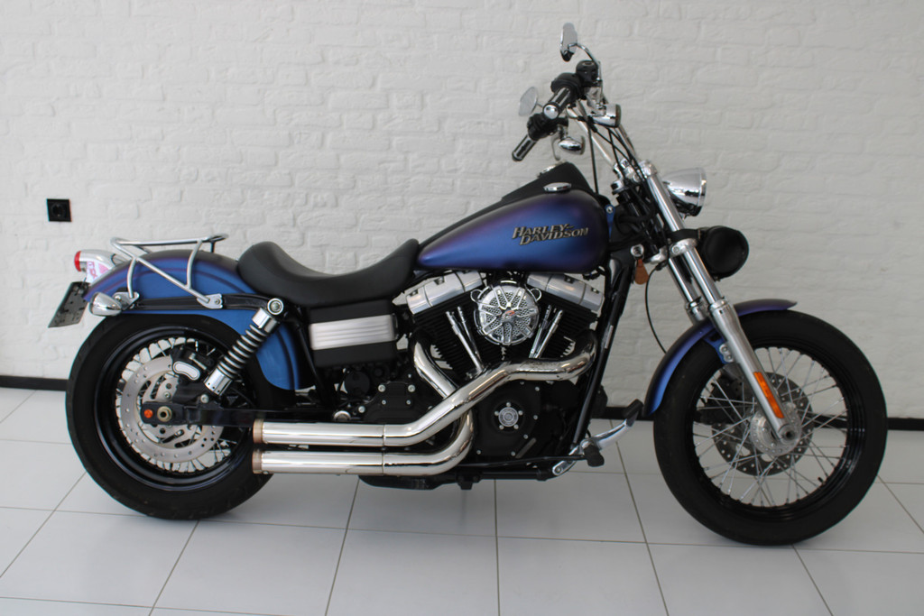 56597359